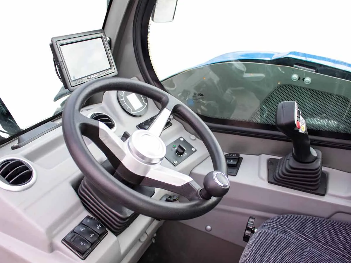 T13.4 Cab A/C Yanmar | Graecus | Τηλεσκοπικό ανυψωτικό περονοφόρο 4×4 4WD