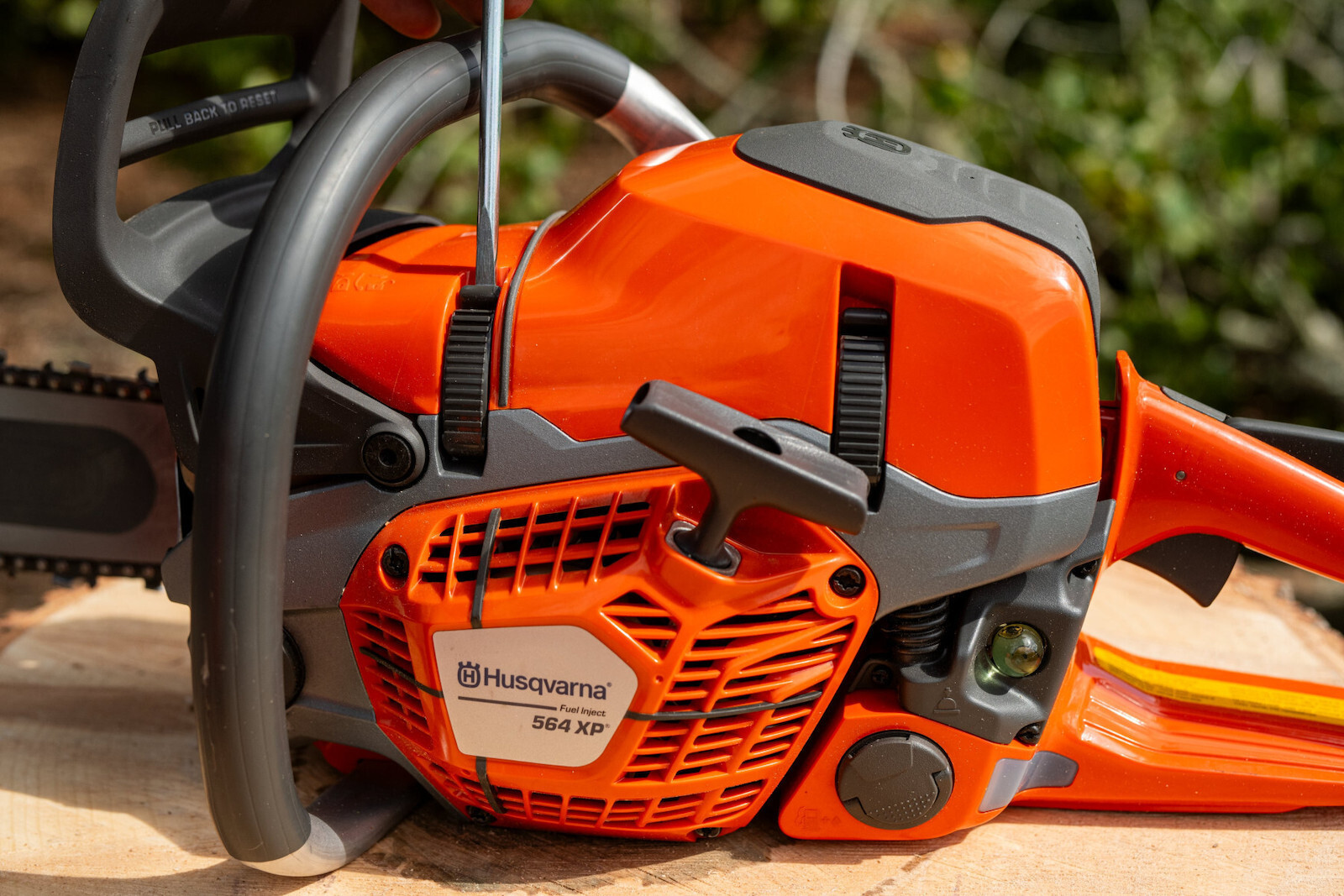 Husqvarna | Αλυσοπρίονο 564XP με λάμα και αλυσίδα 20