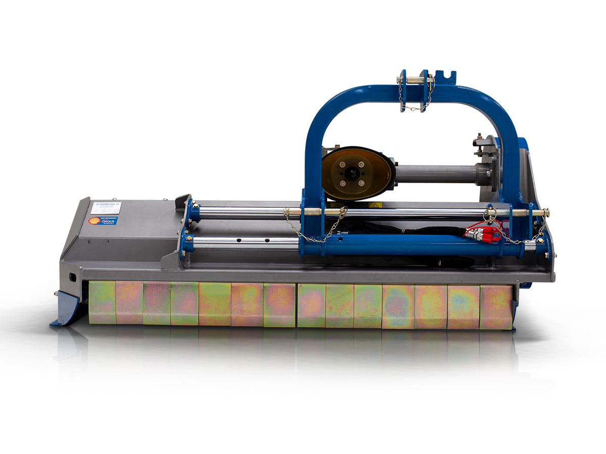 BK 150 | Graecus | Καταστροφέας βαρέως τύπου, με μετατόπιση, οδοντωτά σφυριά και λεπίδες συλλογής στο πίσω μέρος 