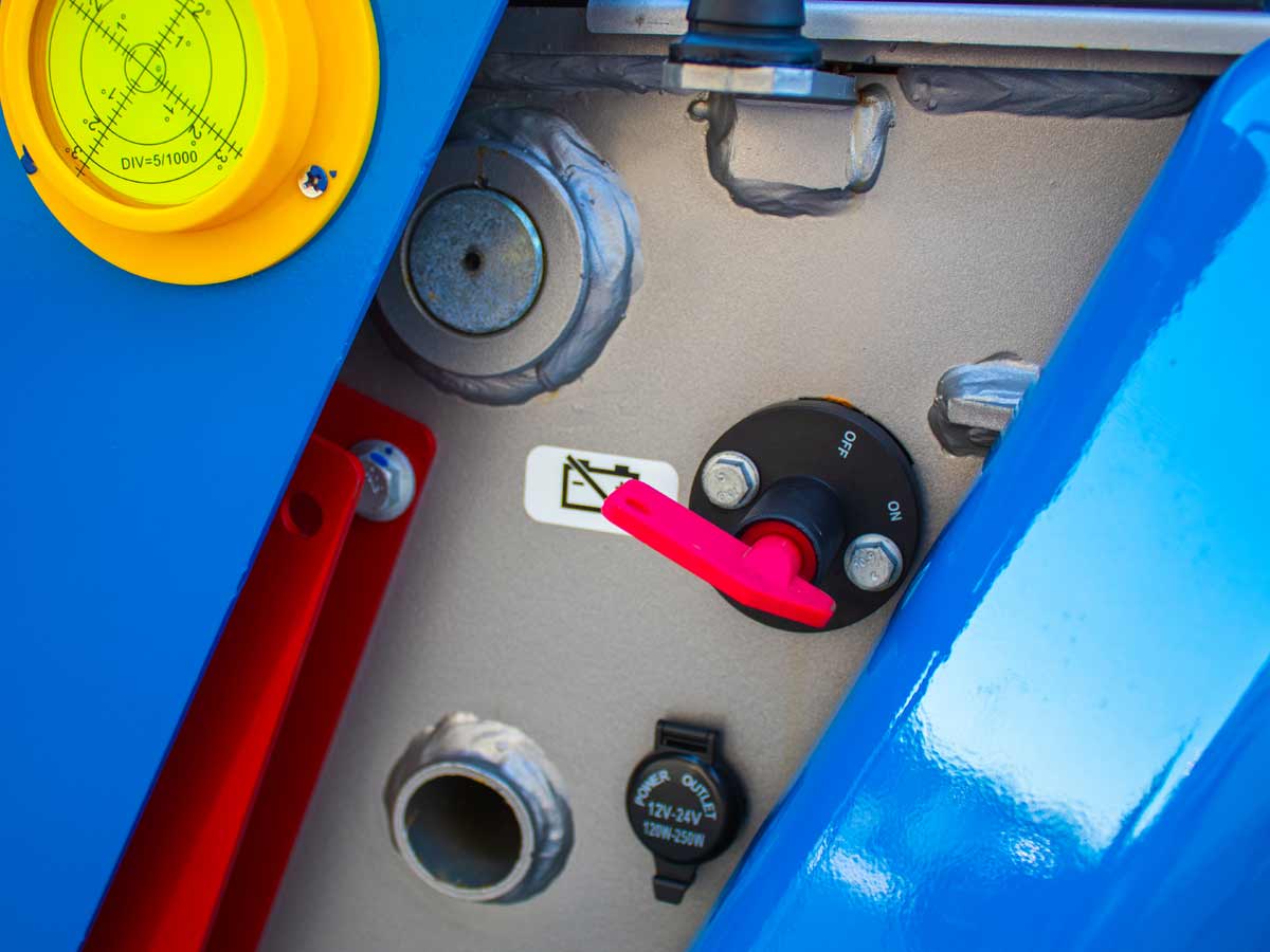 HT800FL-PRO | Graecus | Ντάμπερ Diesel Kubota, υδροστατικό με φορτωτή και υψηλή ανατροπή 800kg 