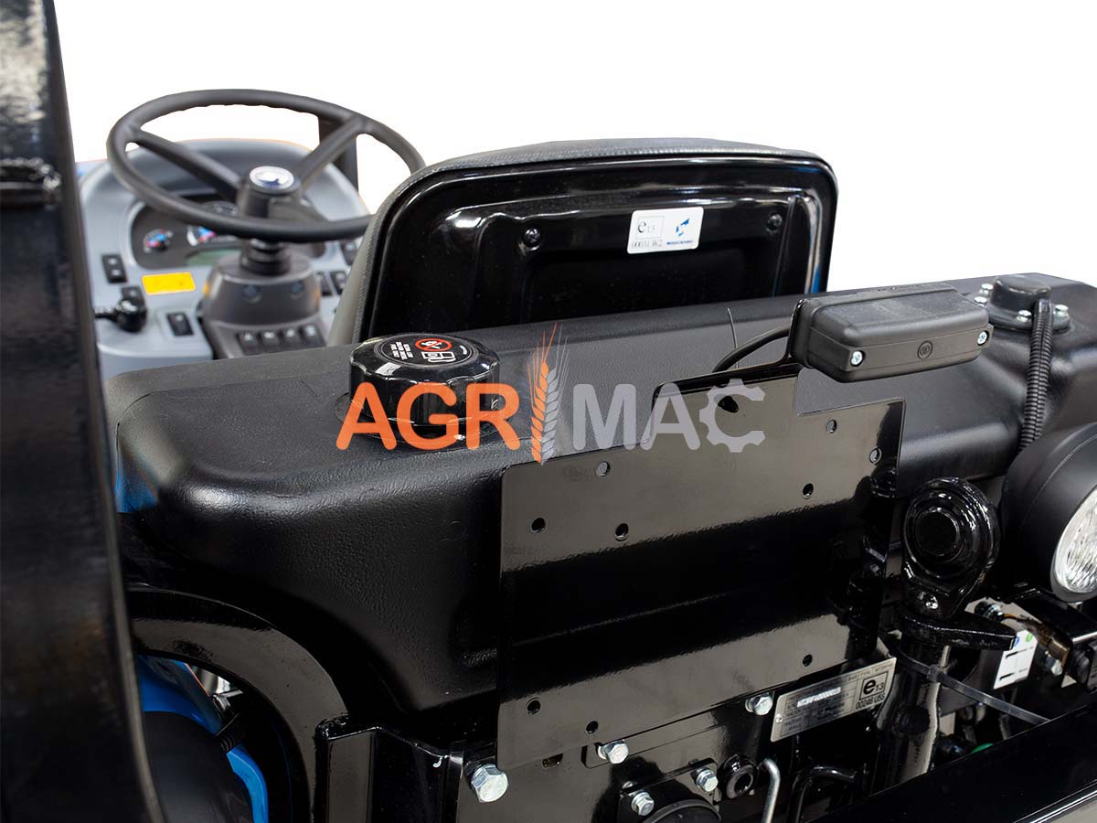 MT3.40HST | LS Tractor | 49HP 4WD 1879cc Δενδροκομικό Αμπελουργικό Τρακτέρ συνδιασμός με GRAECUS FREZA B145