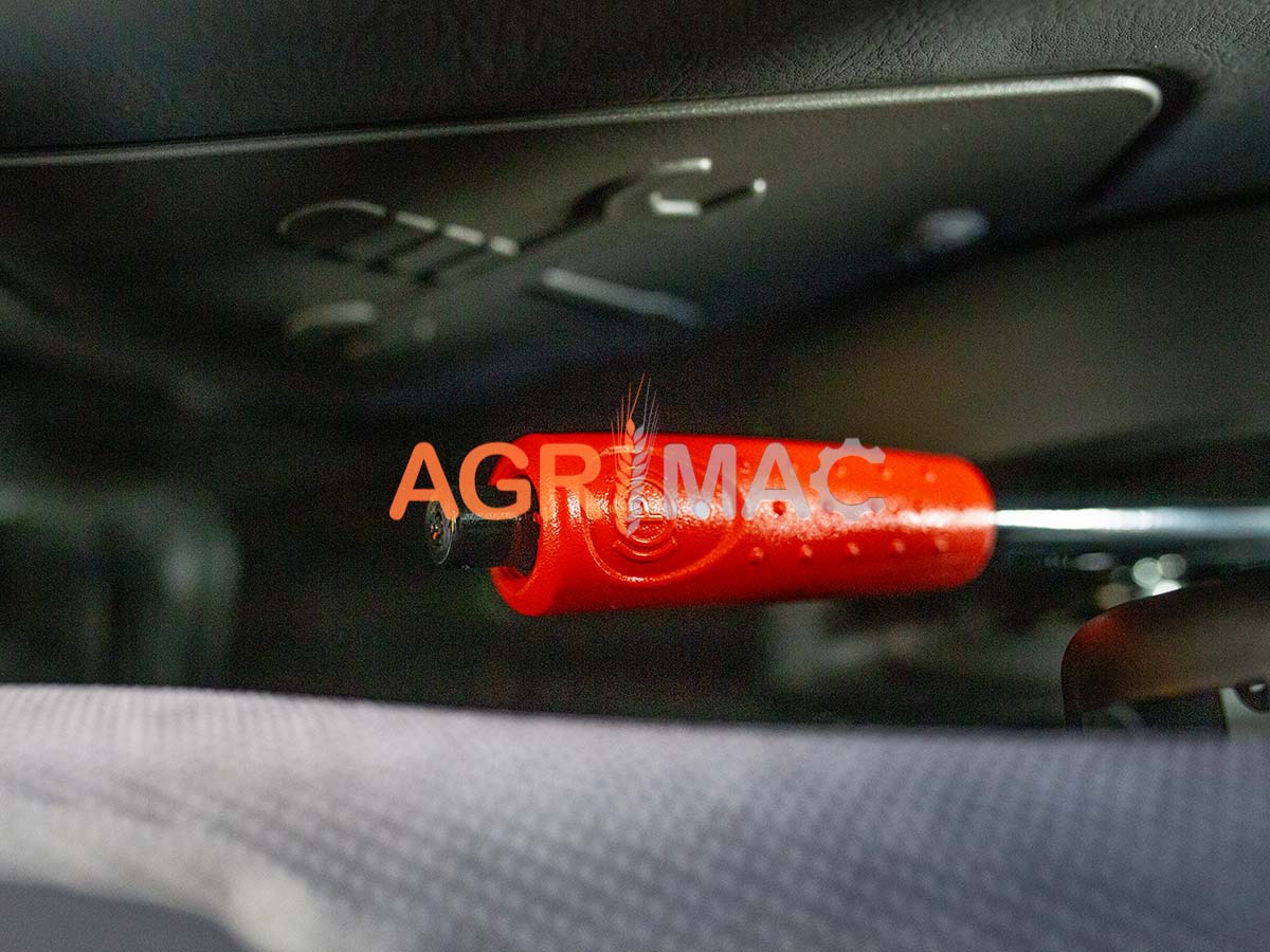 MT3.60 CABIN | LS Tractor | 72hp Δενδροκομικό Αμπελουργικό Τρακτέρ συνδιασμός με GRAECUS FREZA B145