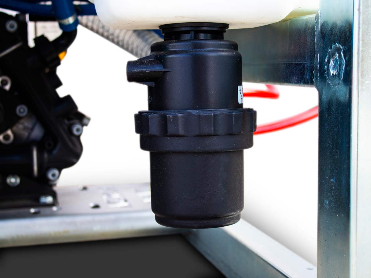 PA700+AD12 | Agron Mag | 700L/12m Ραντιστικο-Ψεκαστικο 3 καζάνια αναρτώμενο με 12 μέτρα μπάρα 