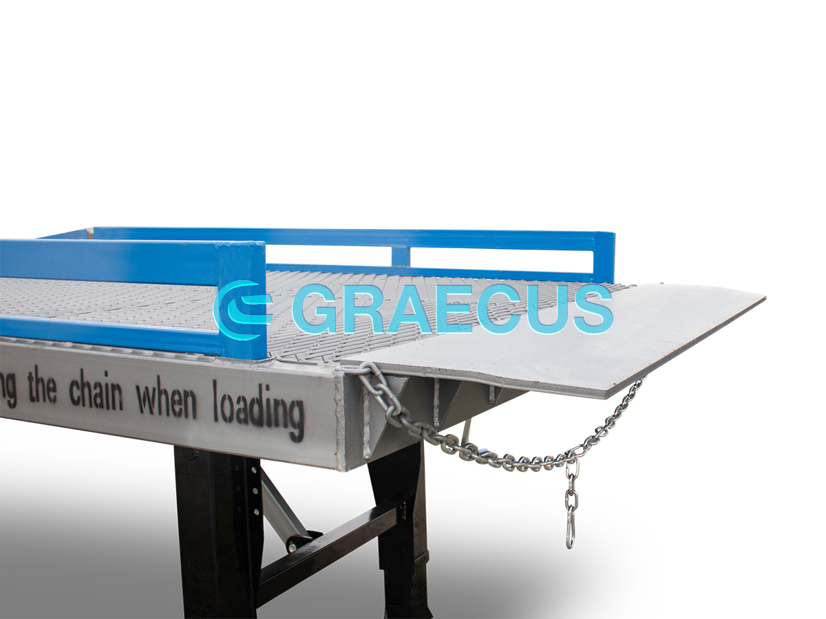 RAMP6T | Graecus | Κινητή ράμπα φορτοεκφόρτωσης με γρήγορα αφαιρούμενα παραπέτα 