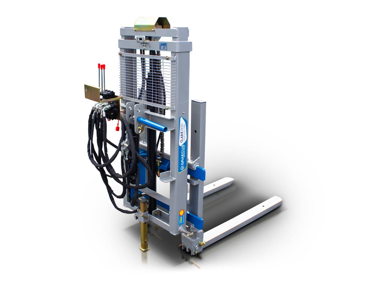 CLARK1500 TRIPLEX250-RC | Graecus | Κλαρκ για τρακτέρ 3 σταδιων με ανύψωση βάρους 1500kg και ύψους 250εκ, υδρ. πλάγια μετατόπιση, υδρ. ρύθμιση μπούμας και ασύρματο χειριστήριο.