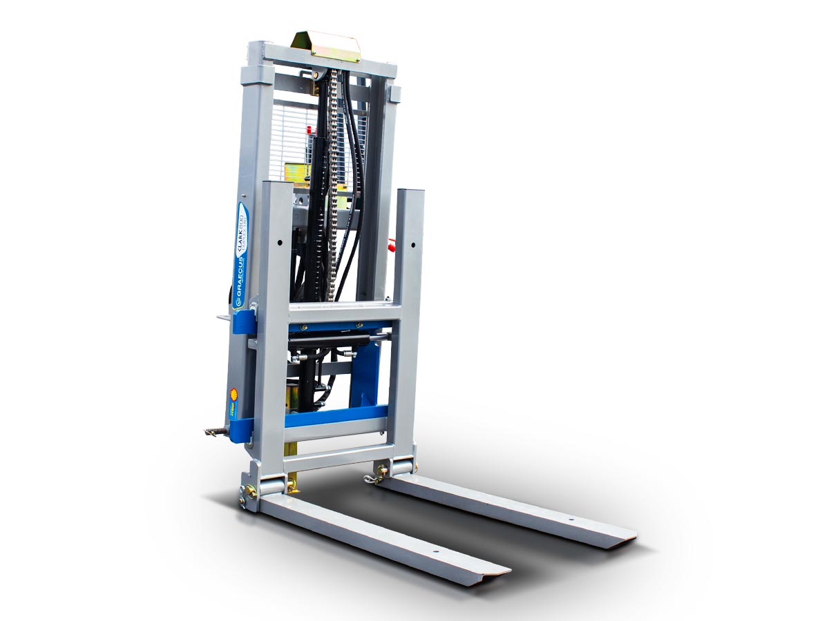 CLARK1500 TRIPLEX250-RC | Graecus | Κλαρκ για τρακτέρ 3 σταδιων με ανύψωση βάρους 1500kg και ύψους 250εκ, υδρ. πλάγια μετατόπιση, υδρ. ρύθμιση μπούμας και ασύρματο χειριστήριο.