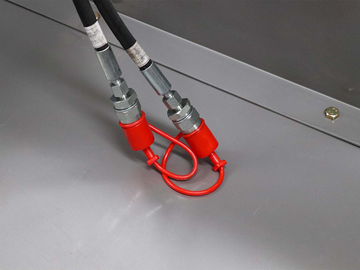 KM140-H | Graecus | Σέσουλα αναρτώμενη με υδραυλική ανατροπή ενισχυμένη 