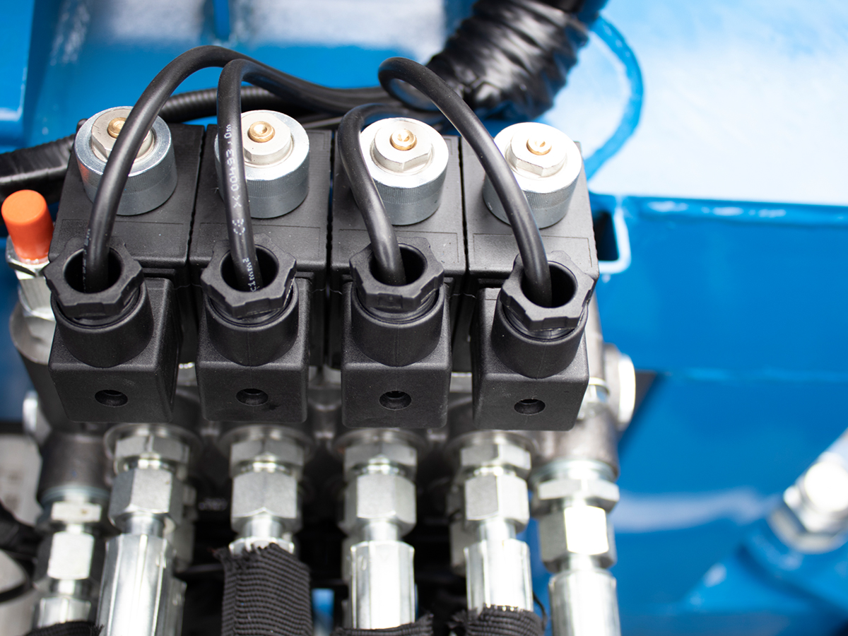 BTK 150 Joystick | Graecus | Τηλεσκοπικός Καταστροφέας με βραχίονα, αυτόνομος για τρακτέρ | βαρέως τύπου 