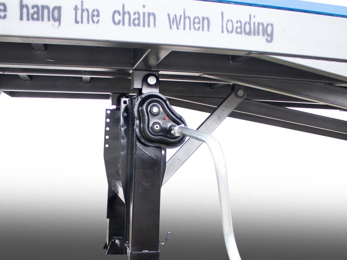 RAMP10T | Graecus | Κινητή ράμπα φορτοεκφόρτωσης με γρήγορα αφαιρούμενα παραπέτα 