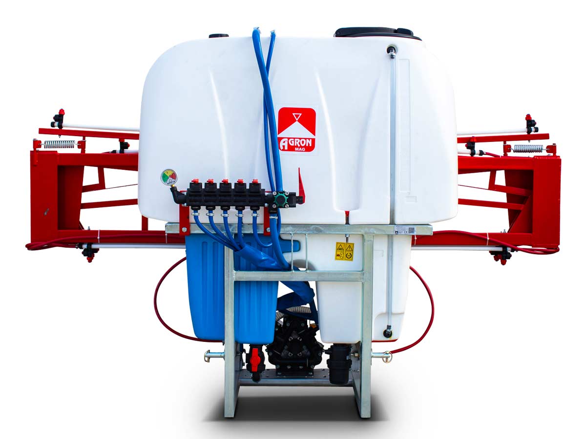 PA700+AD12 | Agron Mag | 700L/12m Ραντιστικο-Ψεκαστικο 3 καζάνια αναρτώμενο με 12 μέτρα μπάρα 