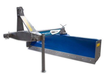 greinter-gia-trakter-timi-YBG225