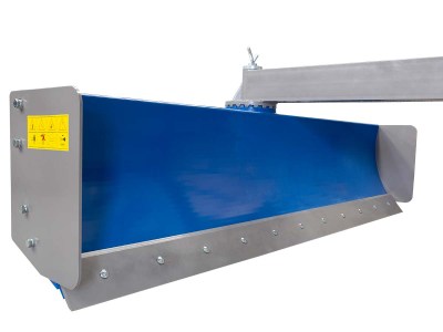 isopedoths-gia-trakter-YBG225