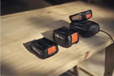 mpataria-husqvarna-aspire-p4a-polymeros-larisa_17