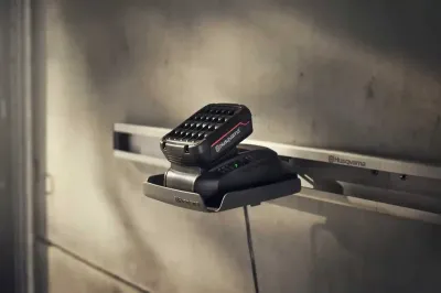 mpataria-husqvarna-aspire-p4a-polymeros-larissa7