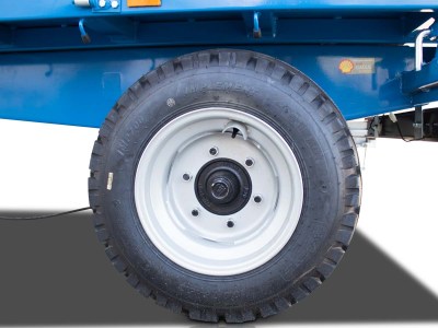 roda-treiler-trakter-MT3000-3H