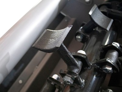 sfyria-tileskopikou-katastrofea-trakter-timi-MTK120