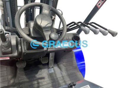 xeiristiria-peronoforou-FD35-4WD-off-road9