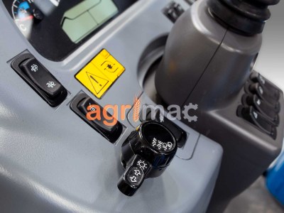 κουμπια-ρυθμισης-φωτων-τρακτερ-ls-mt3.40-hst