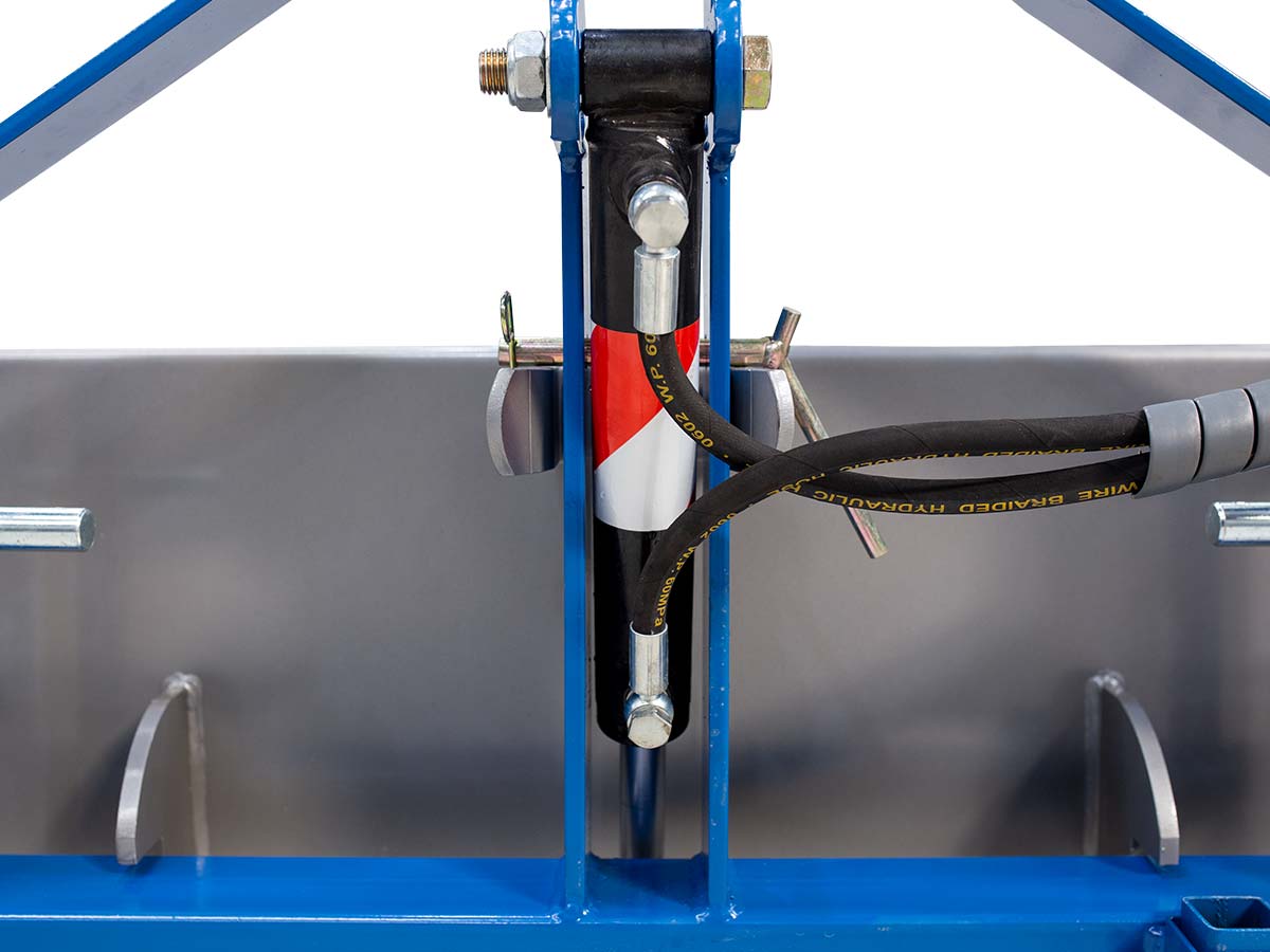 BM140-H | Graecus | Κουβάς μεταφοράς αναρτώμενος με υδραυλική ανατροπή 