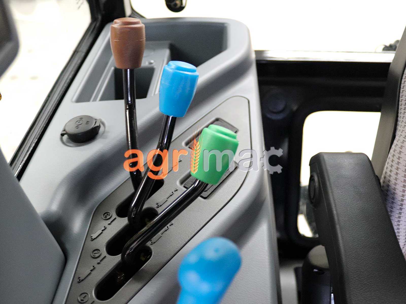 LS XR50 CABIN | LS Tractor | 60hp Καμπίνα Δενδροκομικό Αμπελουργικό Τρακτέρ